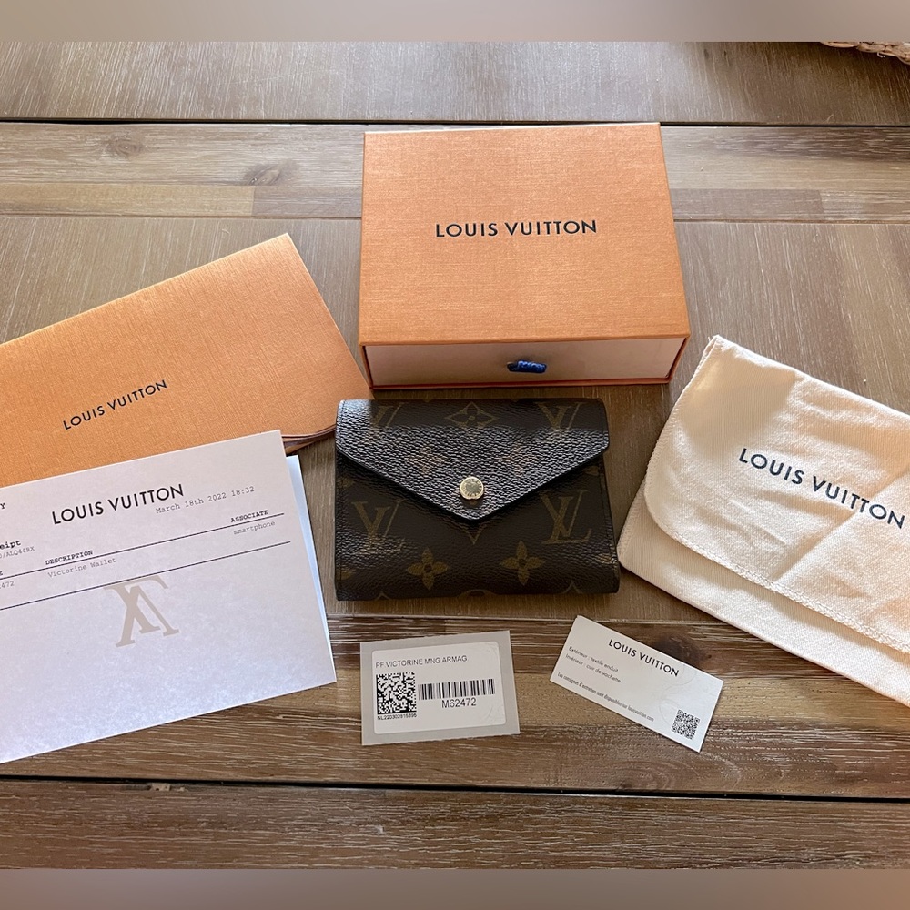 Louis Vuitton Victorine Wallet